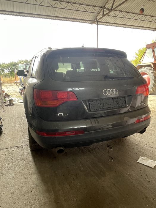 Dezmembrez audi q7, Motor functional.