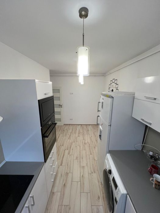 Apartament 3 camere  65 mp utili / 75 mp desfășurat  lângă VIVO