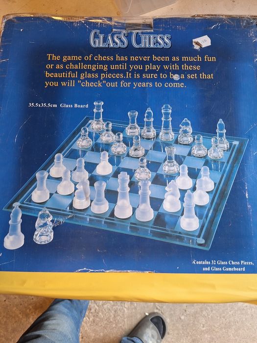 Sah din sticlă neutilizat