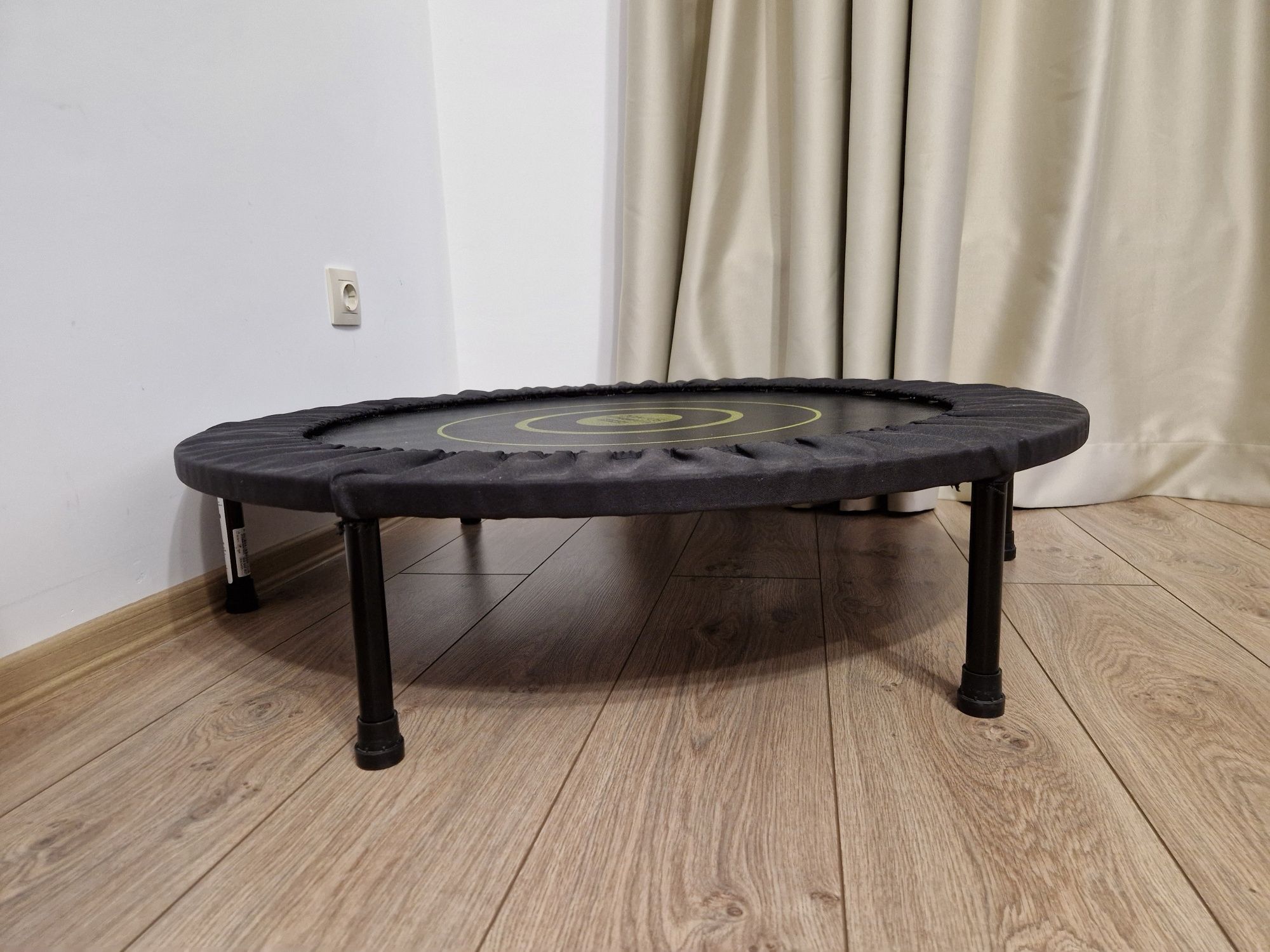 Domyos батут Fit TRAMPO100

БАТУТ FIT TRAMPO100