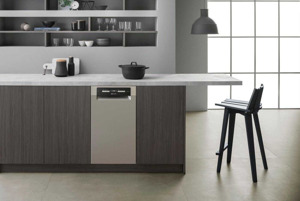 Съдомиялна за под плот BAUKNECHT BSUO 3O23 PF X 45см.