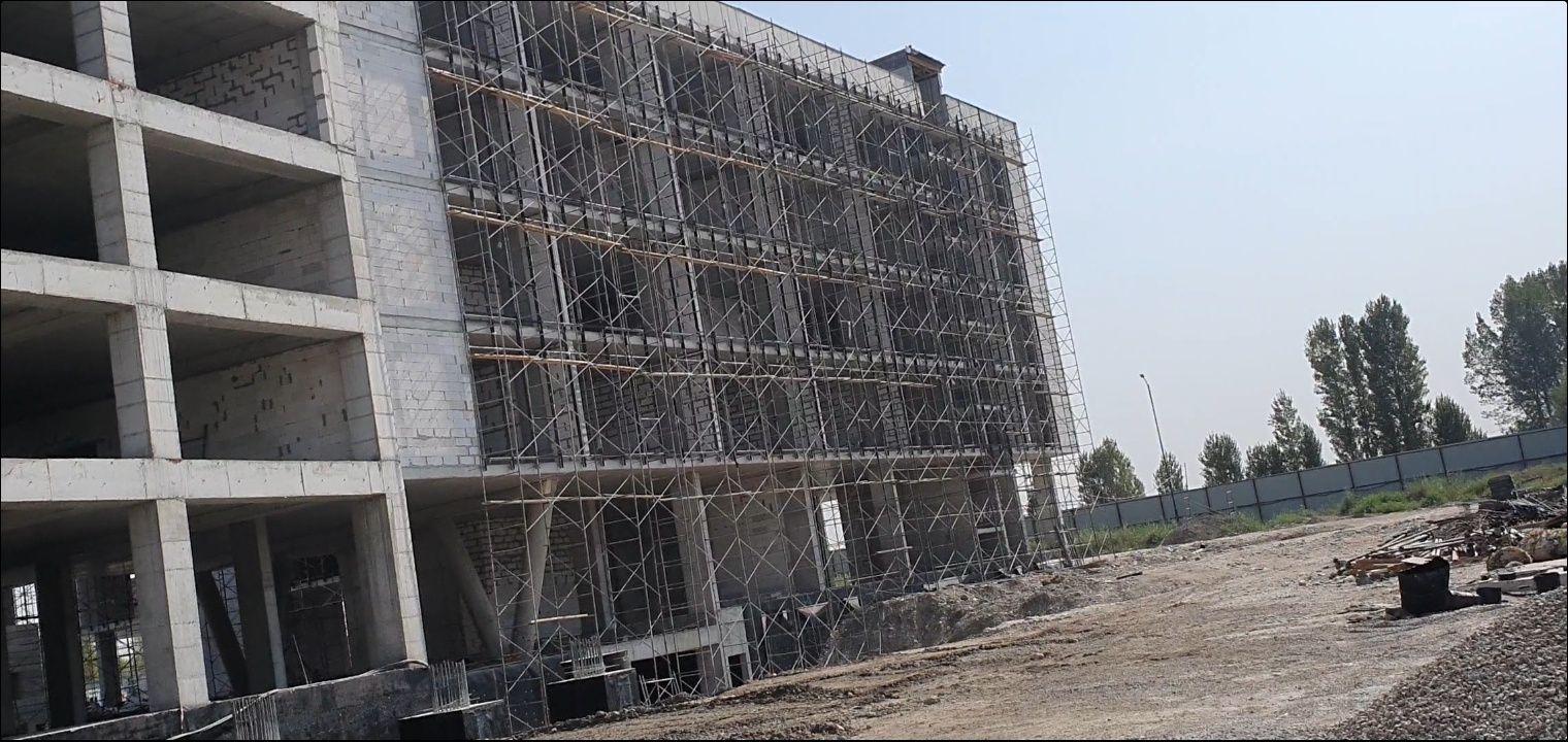 Lesa arenda  /  леса аренда  /  телескапичиский стойка