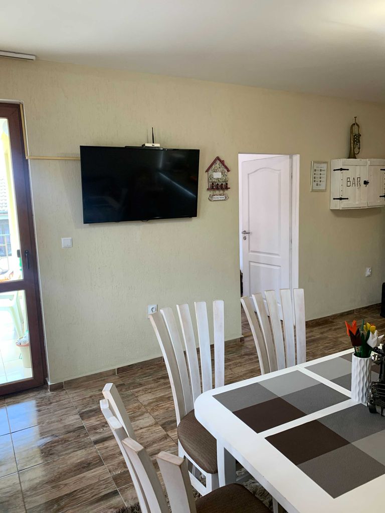 Дава се под наем Тристаен апартамент в Трявна - 78 кв.м за 110000 € - Снимка #5