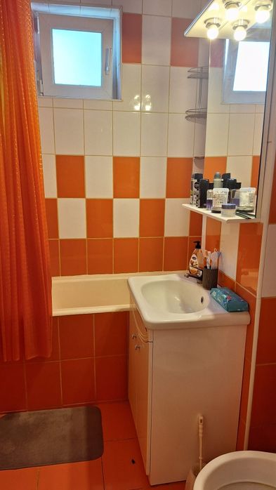 Inchiriez apartament 2 camere