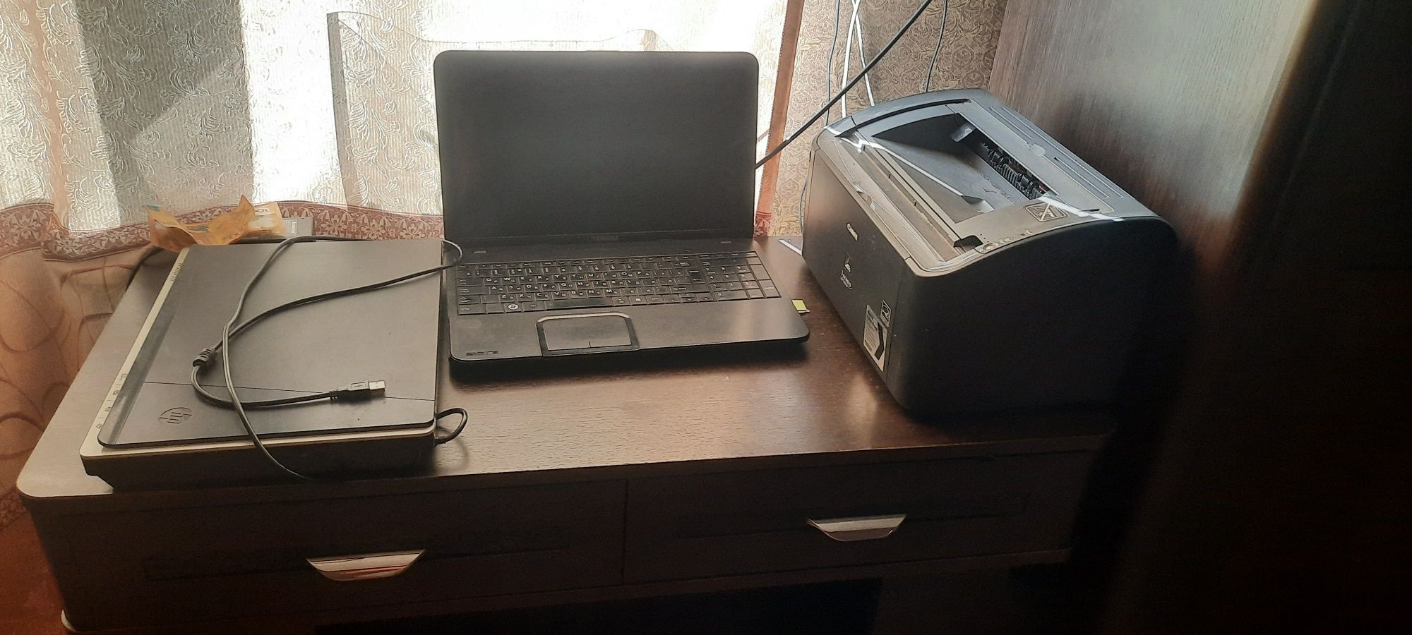Комплект ноутбук,сканер планшетный