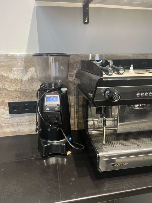 Кофемашина, кофемолка