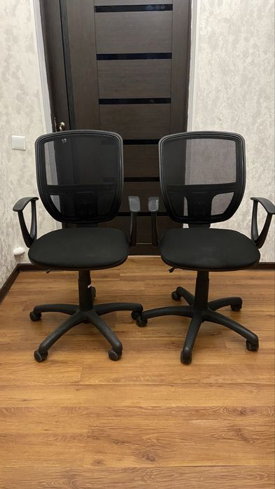 Офисные кресла бу 20 штук