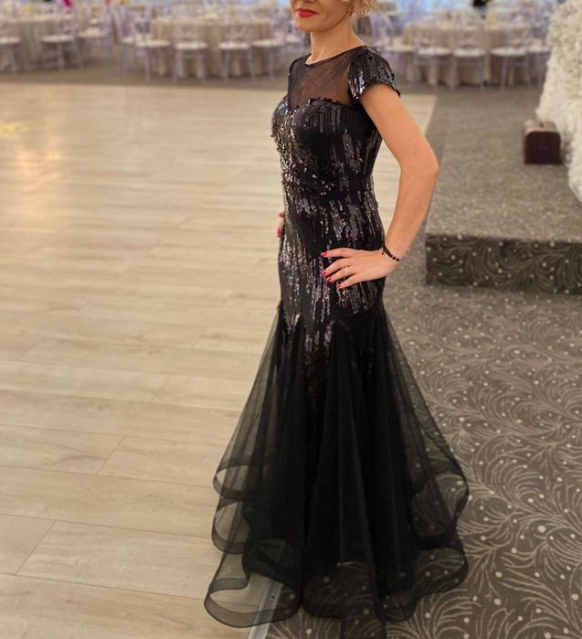 Rochie neagra de seara