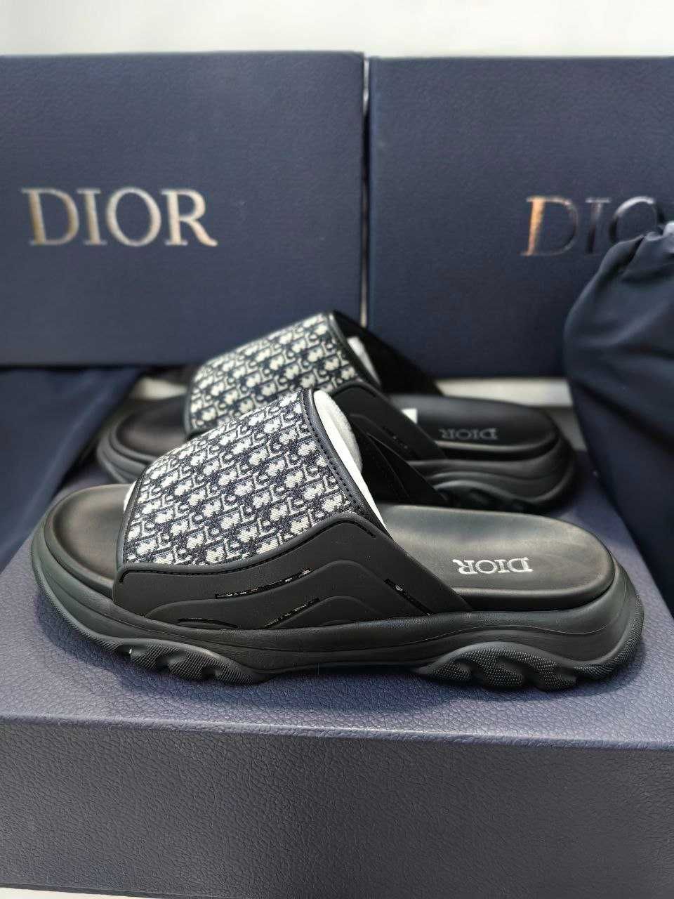 Мъжки чехли Dior 2025 нов модел