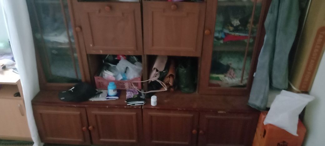 Шкаф в среднем састаяние
