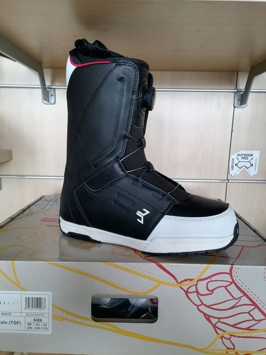 Boots snowboard Beany Strain Tgf Nou! Marime 42,43,45