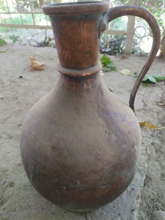 Mis ko'za sotiladi antikvar