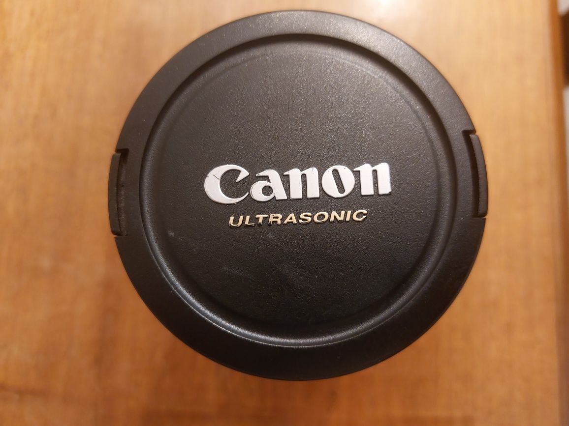 Obiectiv Canon ultrasonic