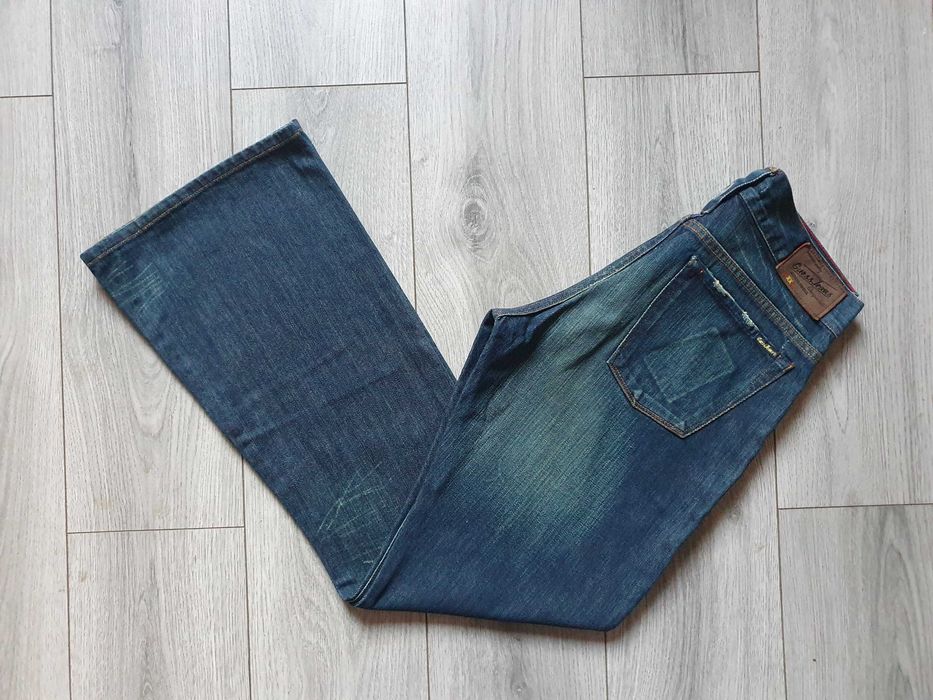 Blugi GUESS Premium femei - Marime W33 L32 (Talie 85 cm)