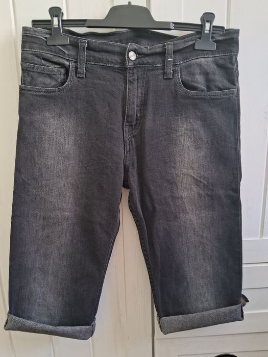 Blugi Carharrt size 28