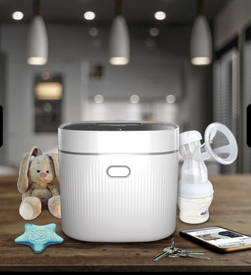 Vital Baby Стерилизатор с UV лъчи Advanced Pro с функция изсушаване