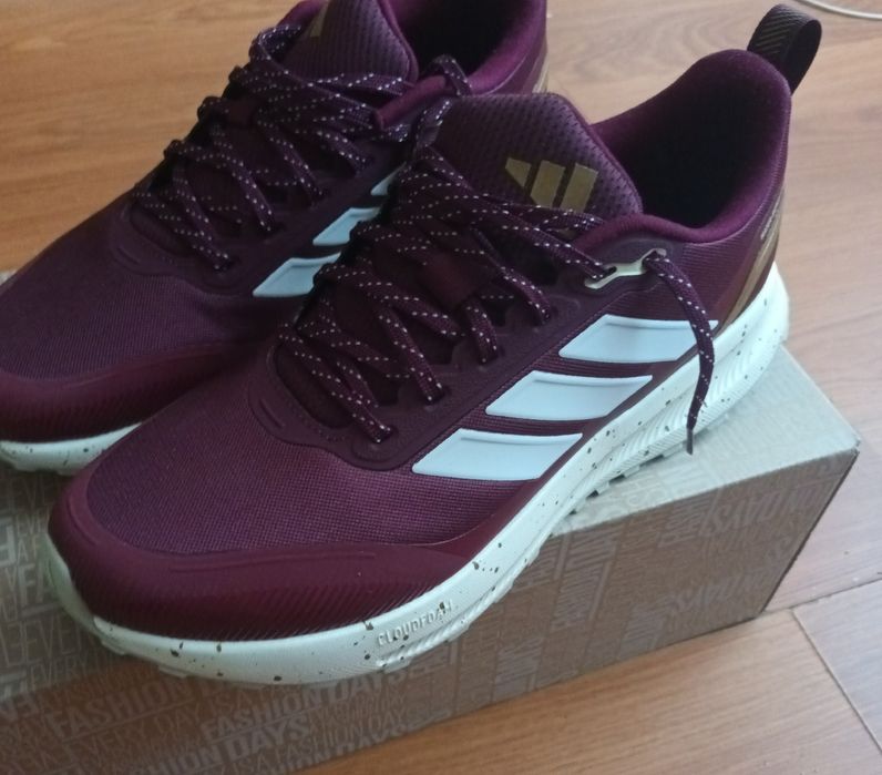 Adidas original pt alergare