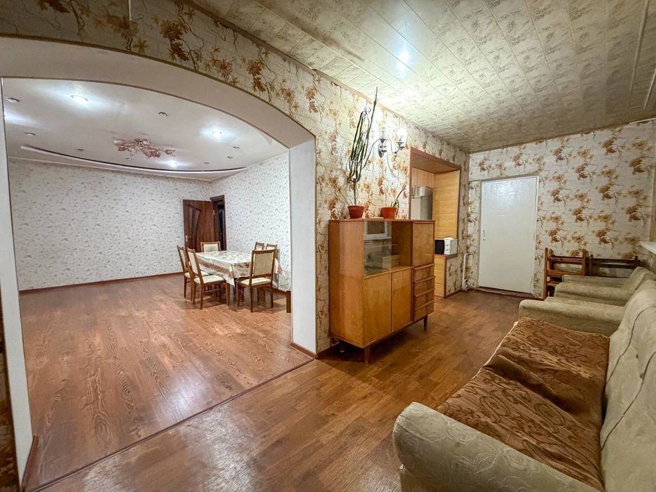 Продам 3/4/4 Буюк ипак йули метро Банковский дом