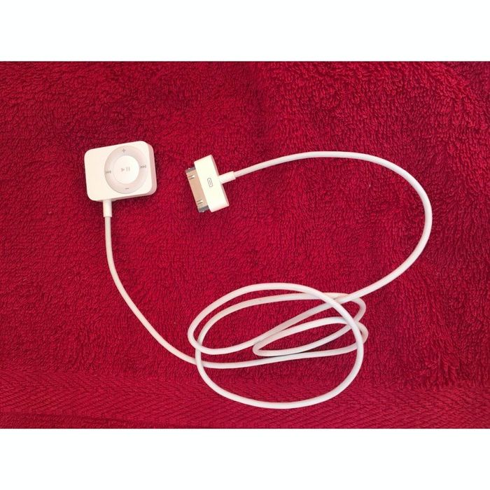 Dock 2×Samsung iPod / iPhone 4, 4s Apple A1187 ipod Radio Remote