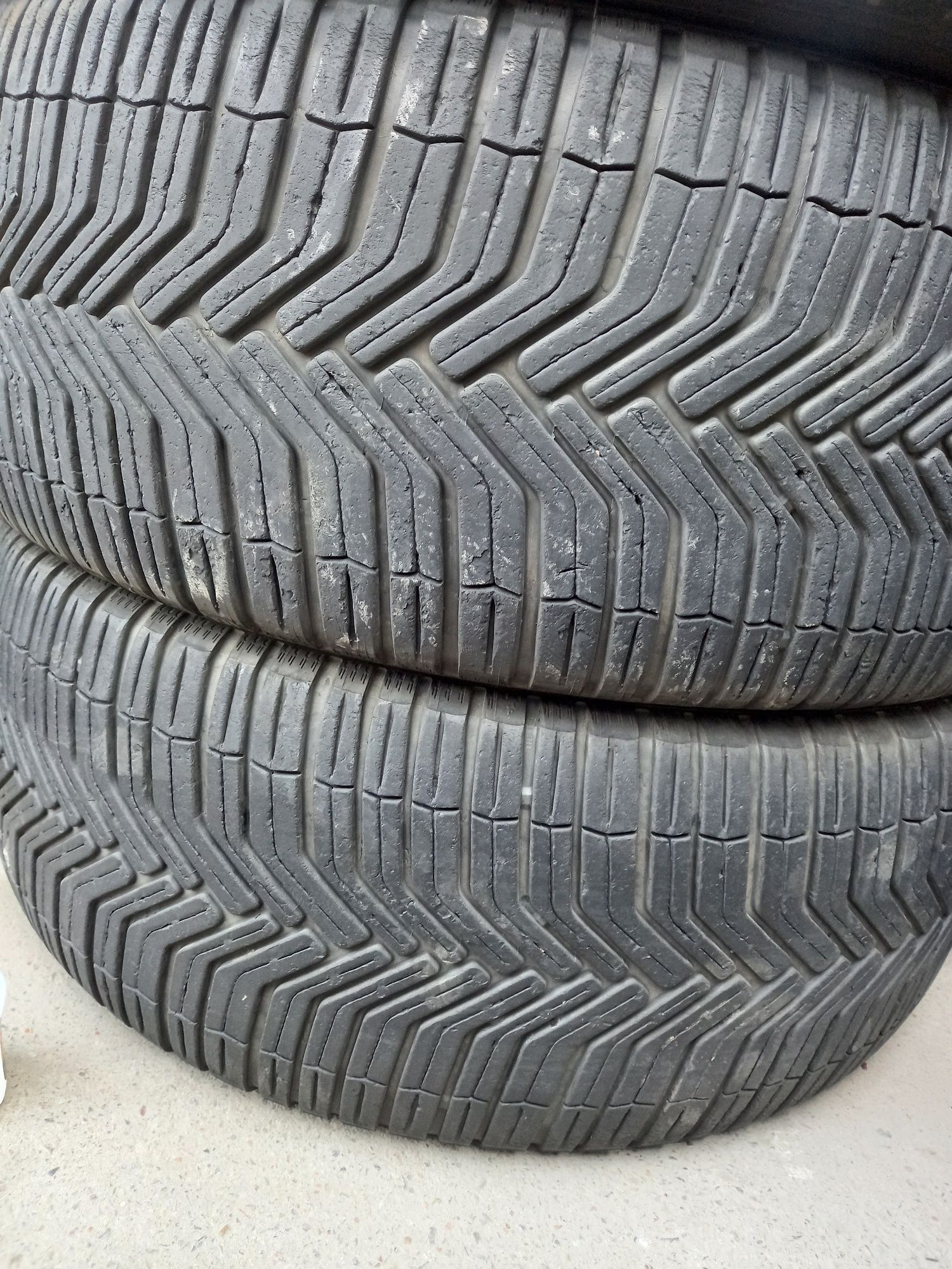 MICHELIN 240$ Комплект 4 шт от Хонжи, Хондай,  Малибо, КИА  5  на дру