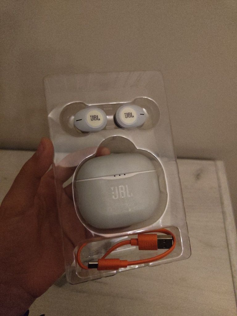 Безжични слушалки JBL