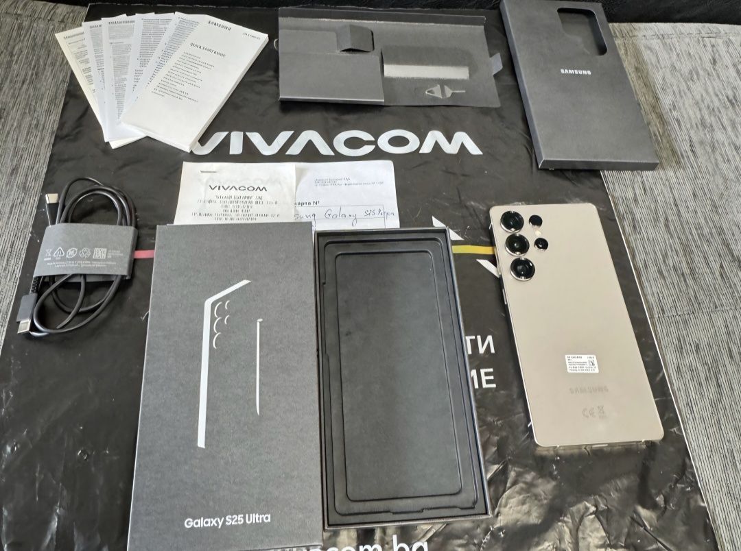 KATO НОВ 256GB Samsung Galaxy S25 Ultra Гаранция Vivacom 2027г. Gray