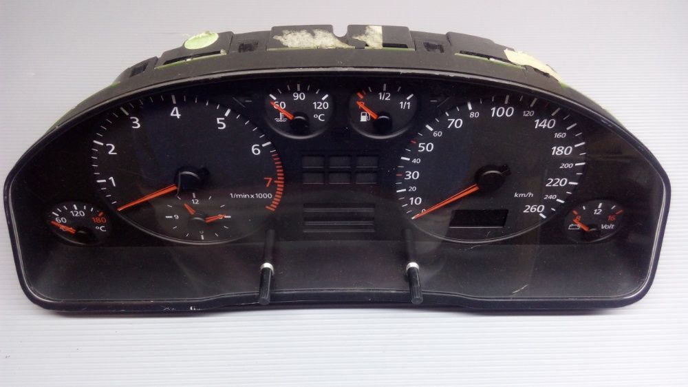 Продам Щиток приборов Audi A4