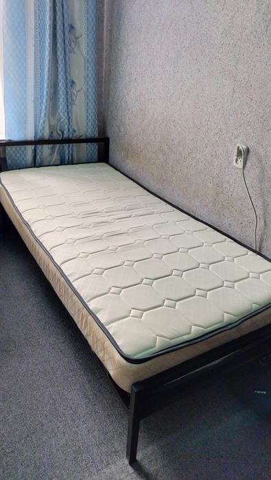 Продаётся МАТРАС