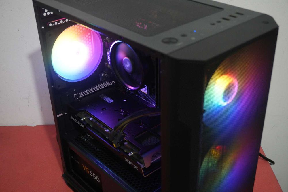 Gaming: Ryzen 4500/ 16GB 3200/ 512GB Nvme/ RX 6600/Corsair PSU