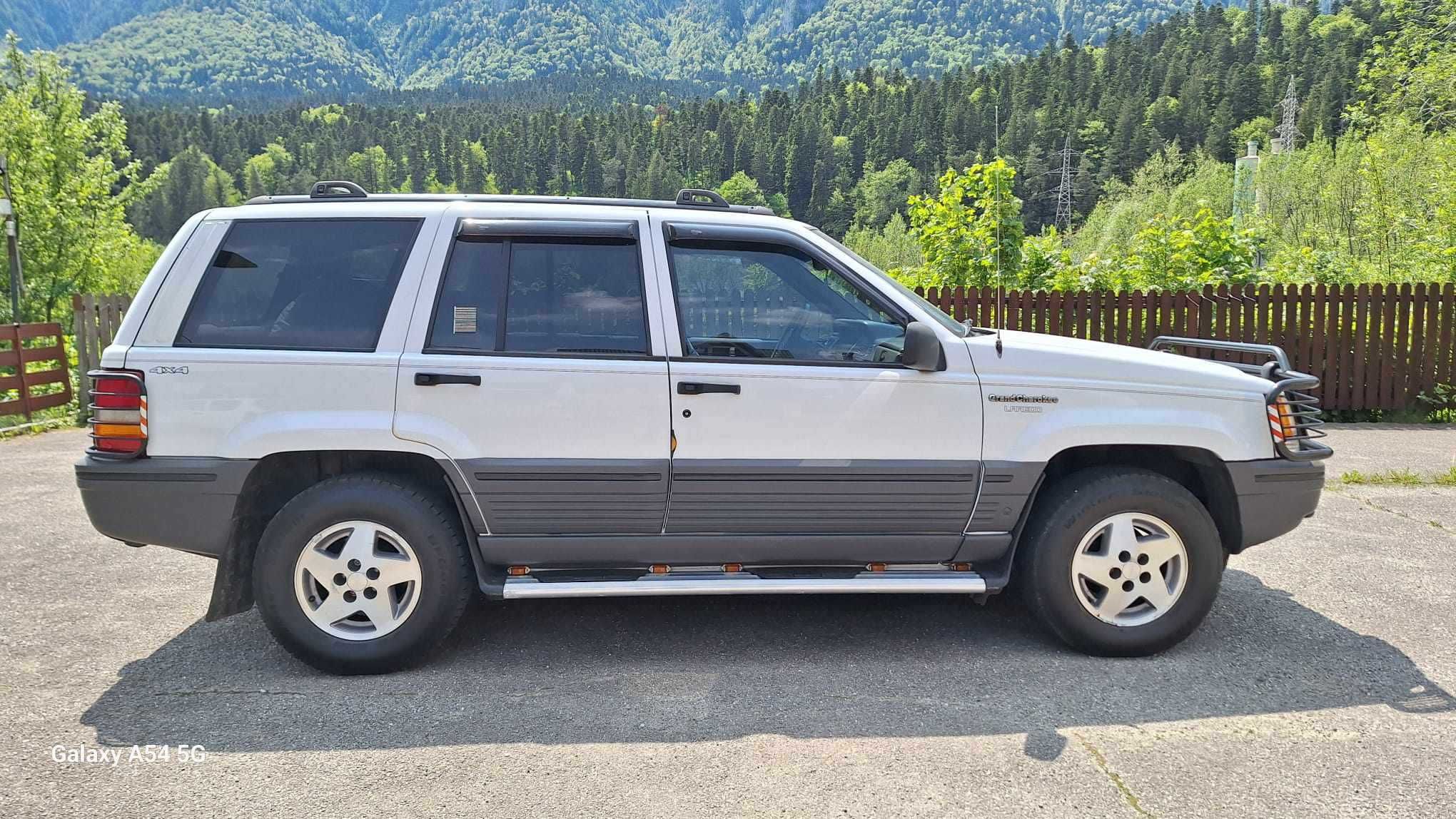 1995 Jeep Grand Cherokee Laredo 4x4
