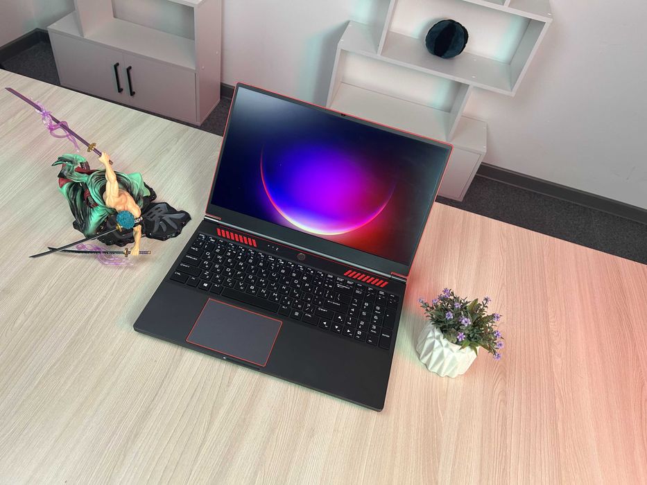 Продается ноутбук Zentek OnixBlaze