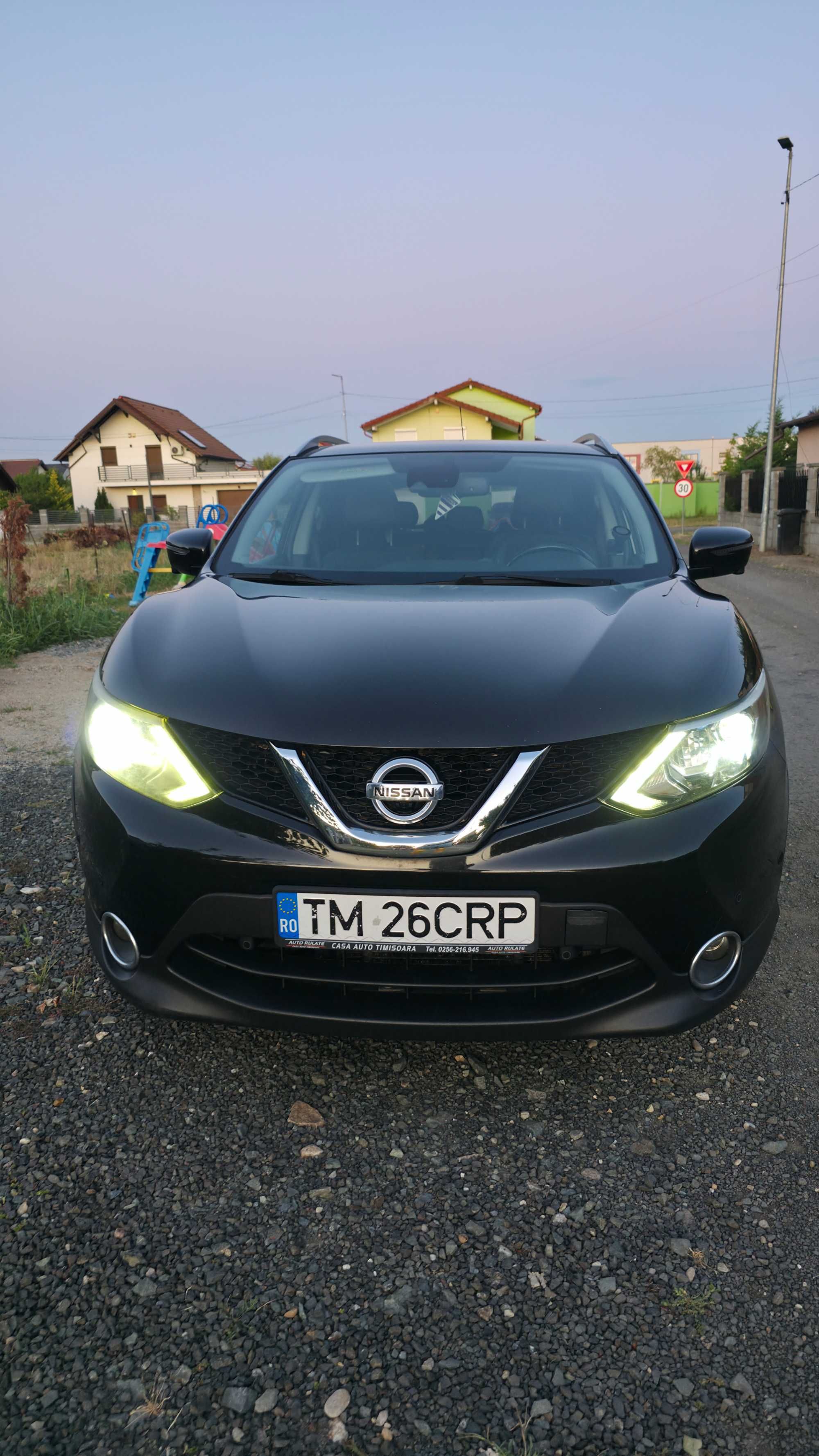 Persoana fizica, vand Nissan Qashqai J11 Tekna - km reali!