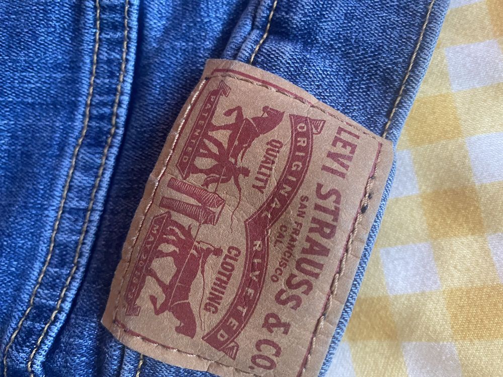 Дамаки дънки Levi Strauss