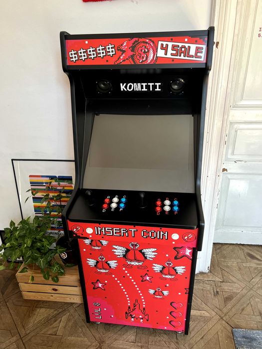 Arcade Retro Gaming Machine