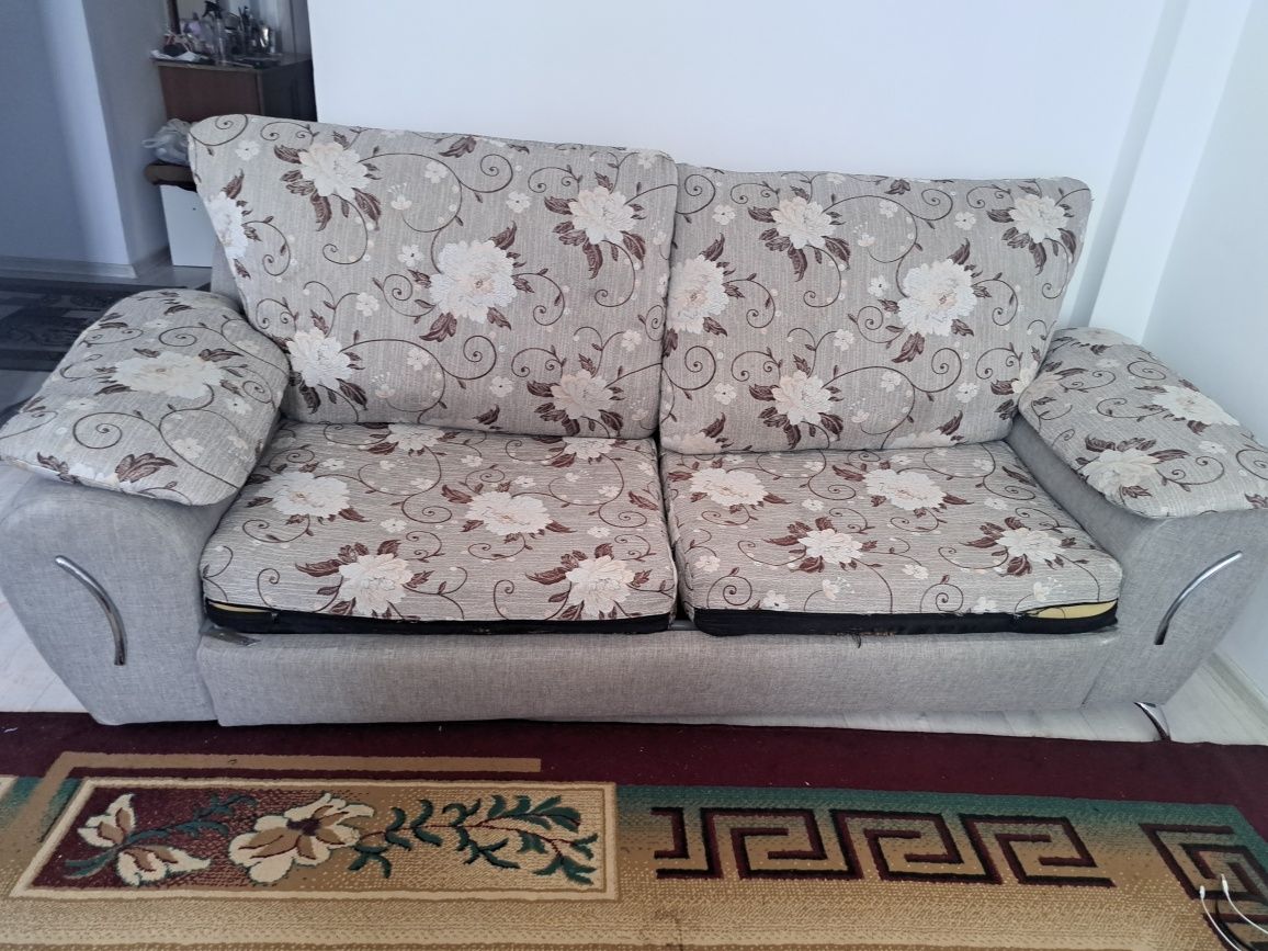 2 кресла и диван