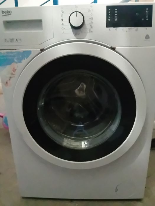 Mașina de spălat beko