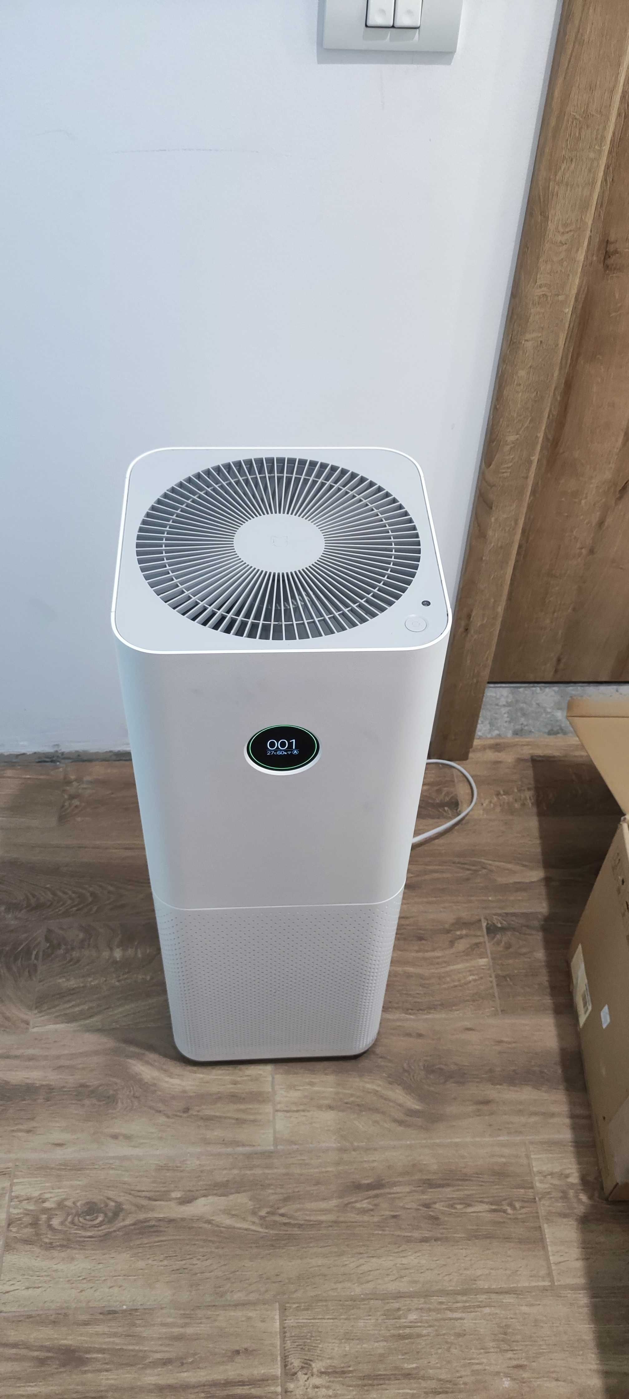 Purificator aer Xiaomi Mi Air Purifier Pro