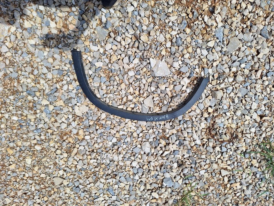 Вежда за калник за BMW X1 e48