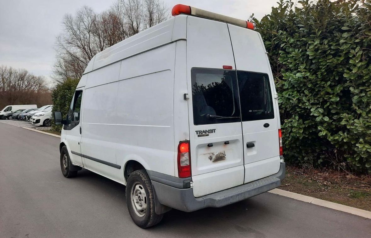 Dezmembrez Ford Transit 2.2/2.4 2008