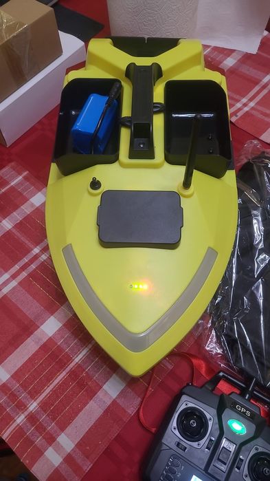 Barcuta GPS/Sonar ultimul model 2025 10KMH Gratuit husa elicii încărca