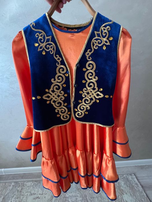 Продается платье на девочку