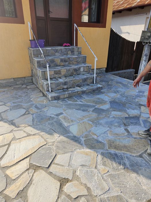 Piatra naturala la comanda