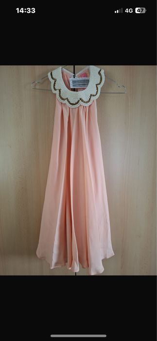 Rochie facuta la comnda. Marimea xs/s, usor transparenta,