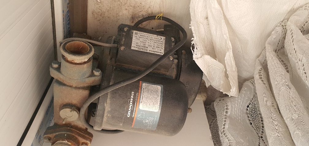 Ariston 50 litr va nasos sotiladi