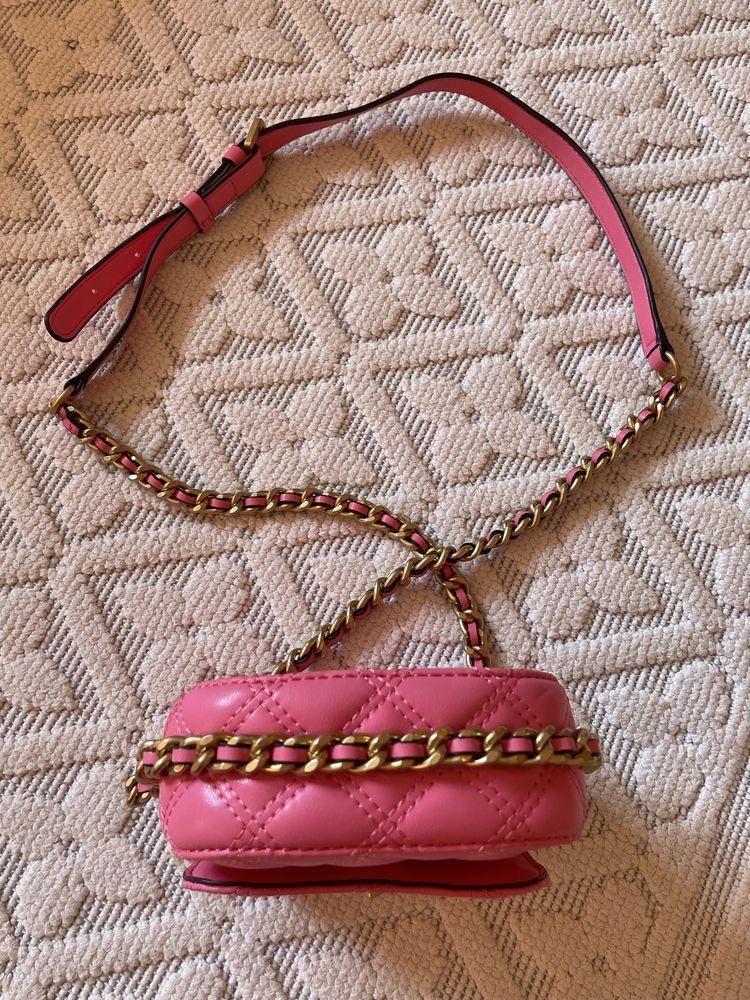 Розова чанта Guess