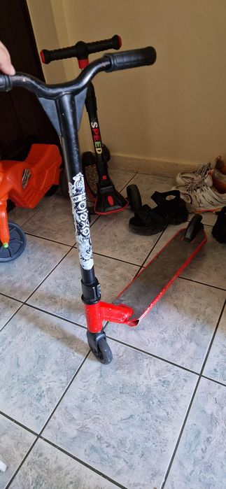 Trotineta pret 60 de lei