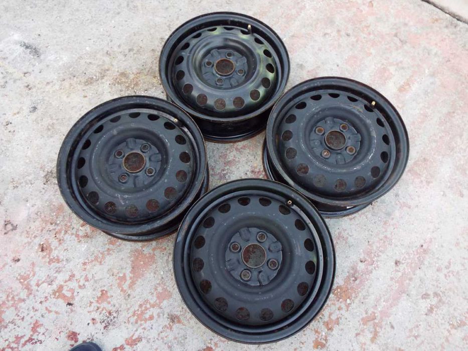 vand 4 jante tabla pe 14" pt hyundai I10 ,kia picanto ,toyota yaris