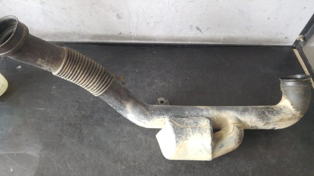 Tubulatura admisie 1.6 b opel vectra b 90571561