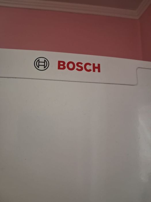 Frigider BOSCH, in perfecta functiune