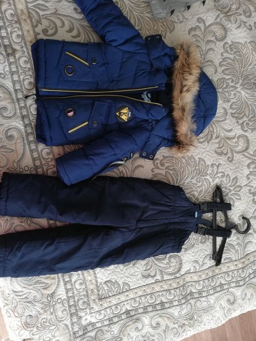 Куртка зимняя детская на мальчика состояние отличное!